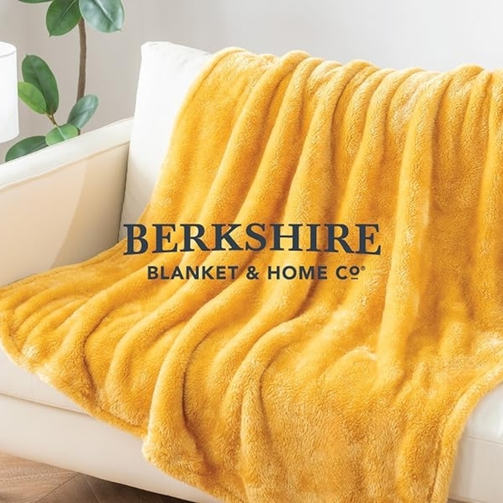 NWOT Birkshire Blanket Extra-Fluffy Plush Throw, 60x70, Ochre
